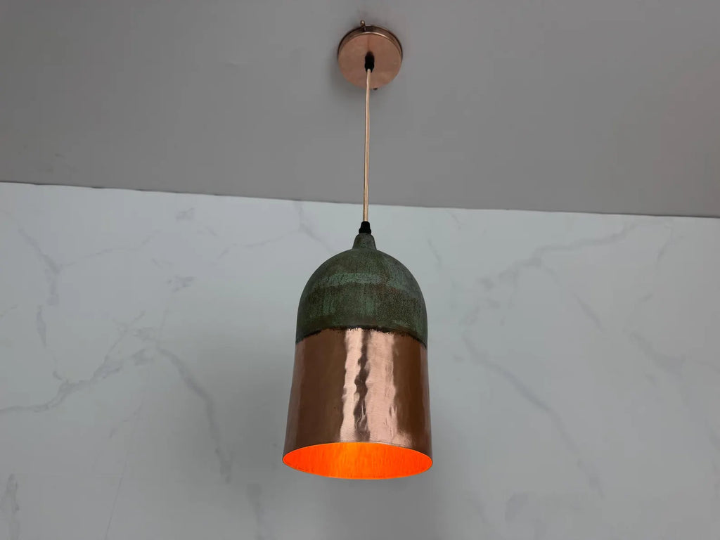 Suspension en cuivre patiné verte